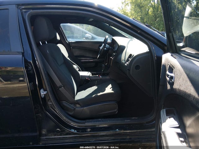 44943278 :رقم المزاد ، 2C3CDXBG2EH213804 vin ، 2014 Dodge Charger Se مزاد بيع