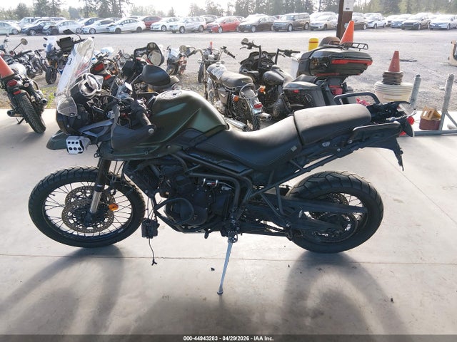 Triumph Motorcycle Tiger 800 Xca 2016 SMTE09BF1GT744745 Image 13