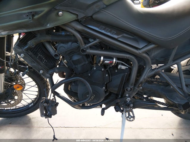 Triumph Motorcycle Tiger 800 Xca 2016 SMTE09BF1GT744745 Image 9