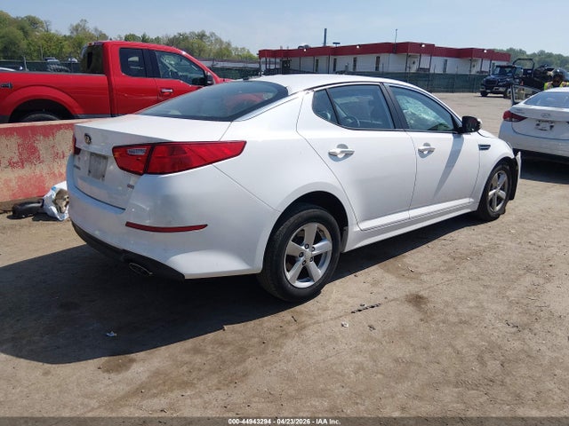 2015 Kia Optima Lx მანქანა იყიდება აუქციონზე, vin: 5XXGM4A75FG437117, აუქციონის ნომერი: 44943294