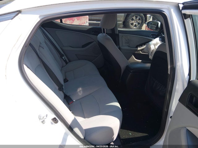 2015 Kia Optima Lx მანქანა იყიდება აუქციონზე, vin: 5XXGM4A75FG437117, აუქციონის ნომერი: 44943294