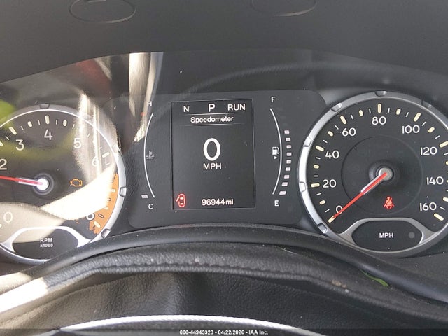 Продажа на аукционе авто 2018 Jeep Renegade Latitude 4x4, vin: ZACCJBBB8JPJ04281, номер лота: 44943323