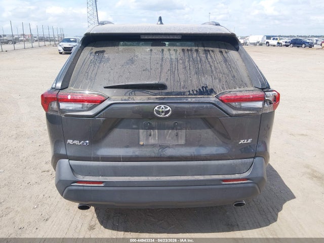 2020 Toyota Rav4 Xle მანქანა იყიდება აუქციონზე, vin: 2T3W1RFVXLC042305, აუქციონის ნომერი: 44943334