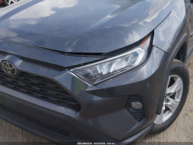 2020 Toyota Rav4 Xle მანქანა იყიდება აუქციონზე, vin: 2T3W1RFVXLC042305, აუქციონის ნომერი: 44943334
