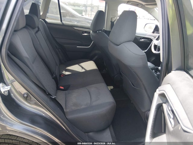 2020 Toyota Rav4 Xle მანქანა იყიდება აუქციონზე, vin: 2T3W1RFVXLC042305, აუქციონის ნომერი: 44943334