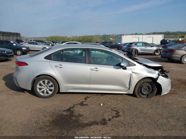 Toyota COROLLA LE 2025 5YFB4MDE9SP261548 Image 13