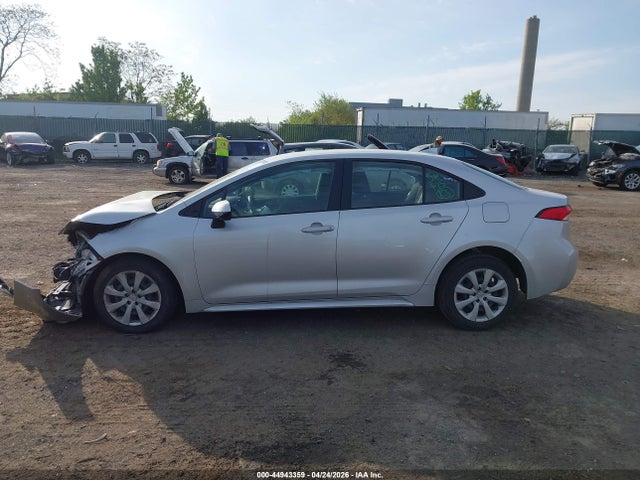 Toyota COROLLA LE 2025 5YFB4MDE9SP261548 Image 14