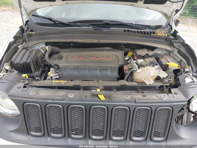 ZACCJBCBXHPE41708 Jeep Renegade Trailhawk 4x4