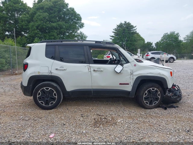 ZACCJBCBXHPE41708 Jeep Renegade Trailhawk 4x4
