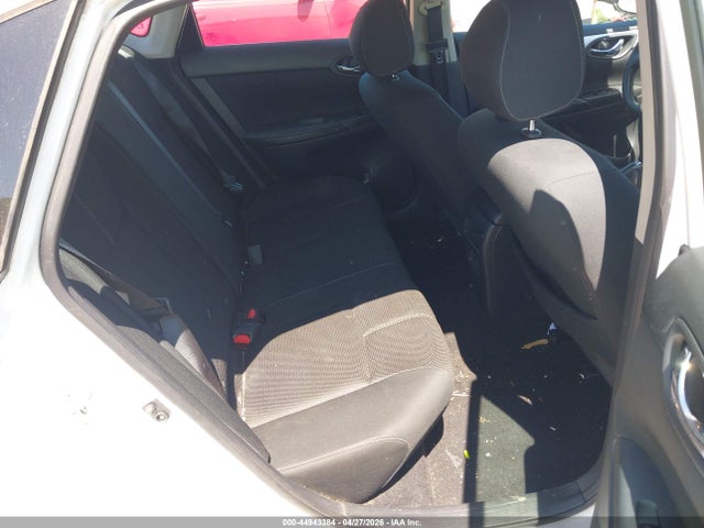 44943384 :رقم المزاد ، 3N1AB7AP2JY329361 vin ، 2018 Nissan Sentra S مزاد بيع