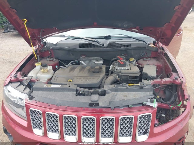 1C4NJDEB0FD358110 Jeep Compass Latitude