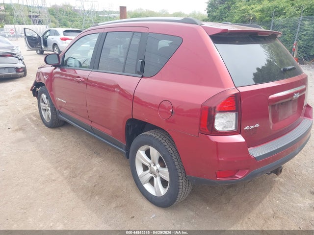 1C4NJDEB0FD358110 Jeep Compass Latitude