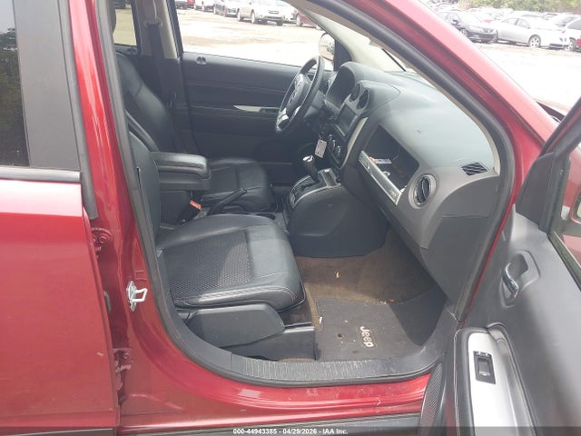 1C4NJDEB0FD358110 Jeep Compass Latitude