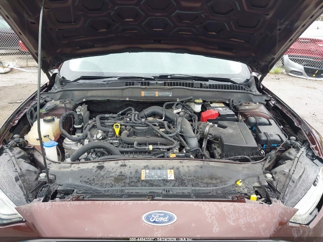44943387 :رقم المزاد ، 3FA6P0HD9KR195070 vin ، 2019 Ford Fusion Se مزاد بيع