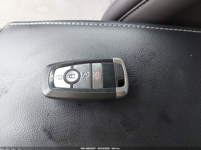 44943387 :رقم المزاد ، 3FA6P0HD9KR195070 vin ، 2019 Ford Fusion Se مزاد بيع
