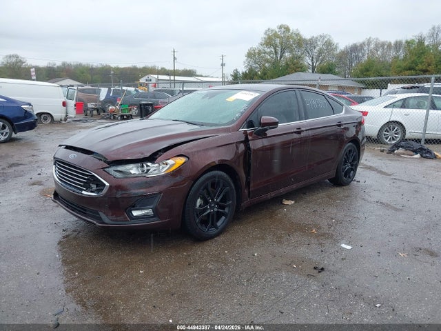 44943387 :رقم المزاد ، 3FA6P0HD9KR195070 vin ، 2019 Ford Fusion Se مزاد بيع