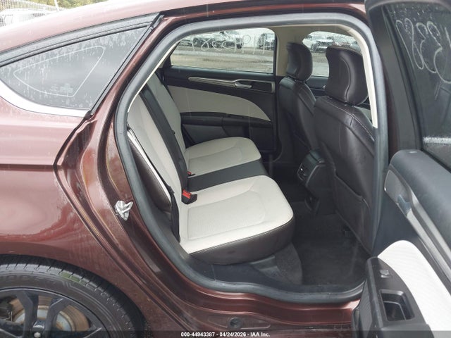 44943387 :رقم المزاد ، 3FA6P0HD9KR195070 vin ، 2019 Ford Fusion Se مزاد بيع