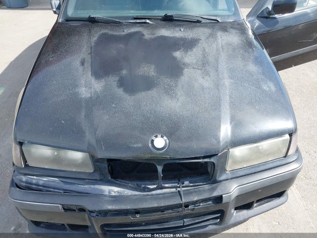 44943390 :رقم المزاد ، WBACG8325TAU37489 vin ، 1996 Bmw 318 Ti Automatic مزاد بيع