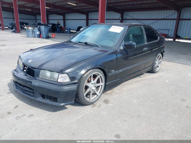 44943390 :رقم المزاد ، WBACG8325TAU37489 vin ، 1996 Bmw 318 Ti Automatic مزاد بيع