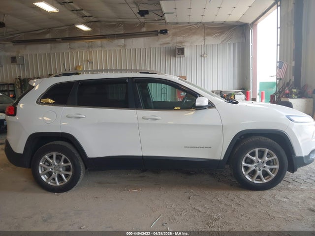 Продажа на аукционе авто 2017 Jeep Cherokee Latitude 4x4, vin: 1C4PJMCB7HW524903, номер лота: 44943432