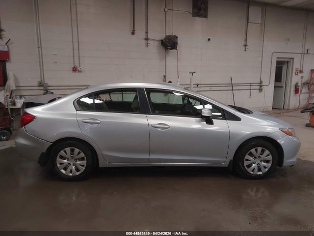 2012 Honda Civic Lx მანქანა იყიდება აუქციონზე, vin: 2HGFB2F57CH527165, აუქციონის ნომერი: 44943449
