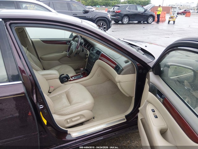 Продажа на аукционе авто 2003 Lexus Es 300, vin: JTHBF30G430125348, номер лота: 44943510