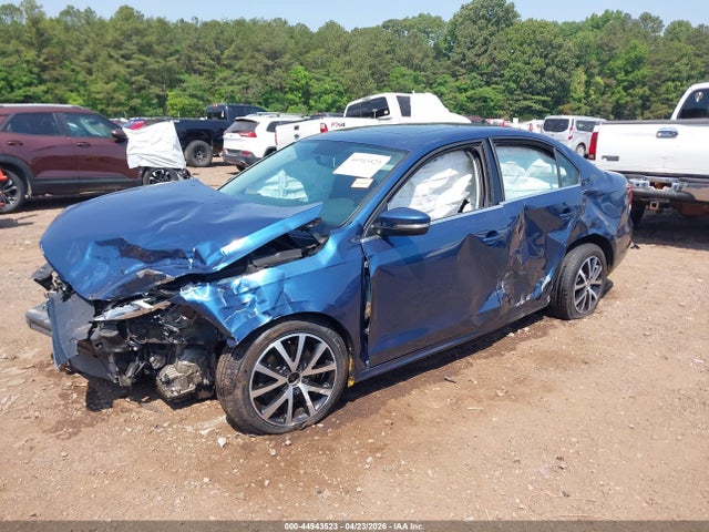 2017 Volkswagen Jetta 1.4t Se მანქანა იყიდება აუქციონზე, vin: 3VWDB7AJ3HM202865, აუქციონის ნომერი: 44943523