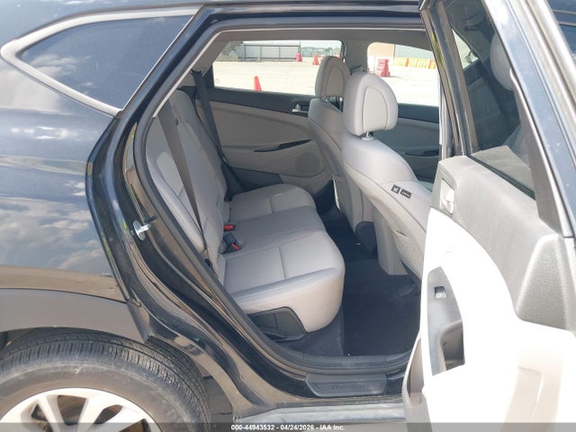 Aukcja sprzedaży 2018 Hyundai Tucson Sel, vin: KM8J33A4XJU745861, numer aukcji: 44943532