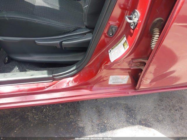 3N1CN7AP0HL810233 Nissan Versa 1.6 S/1.6 S+/1.6 Sl/1.6 Sv