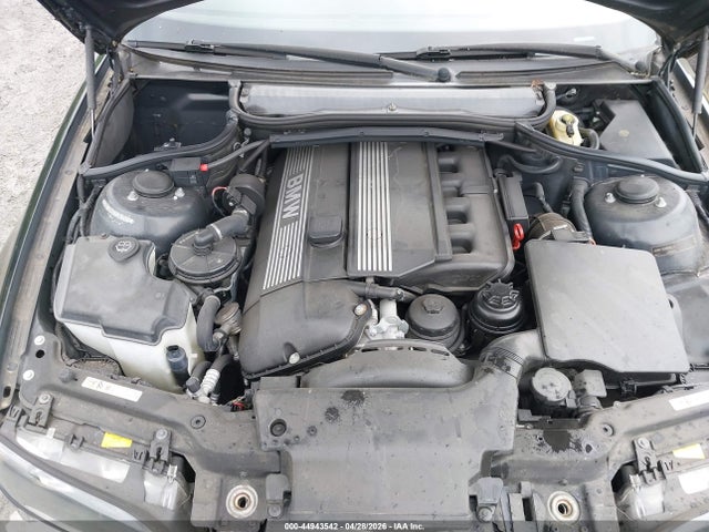 44943542 :رقم المزاد ، WBABD534X5PL15456 vin ، 2005 Bmw 330ci مزاد بيع