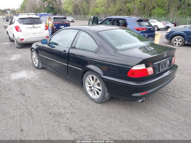 44943542 :رقم المزاد ، WBABD534X5PL15456 vin ، 2005 Bmw 330ci مزاد بيع