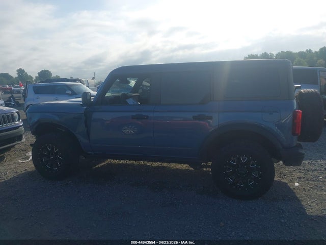 Продаж на аукціоні авто 2023 Ford Bronco Black Diamond, vin: 1FMEE5DH6PLB69898, номер лоту: 44943554