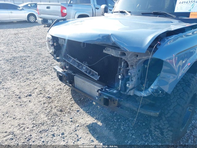 Продаж на аукціоні авто 2023 Ford Bronco Black Diamond, vin: 1FMEE5DH6PLB69898, номер лоту: 44943554