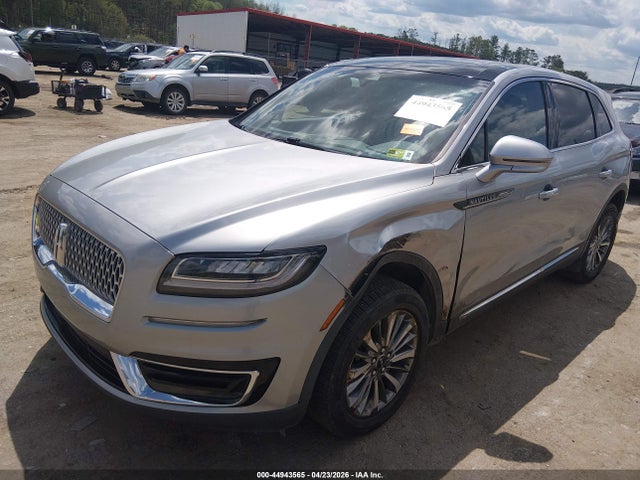 44943565 :رقم المزاد ، 2LMPJ8K95LBL01050 vin ، 2020 Lincoln Nautilus Reserve مزاد بيع
