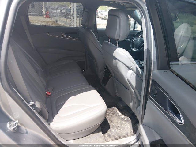 44943565 :رقم المزاد ، 2LMPJ8K95LBL01050 vin ، 2020 Lincoln Nautilus Reserve مزاد بيع