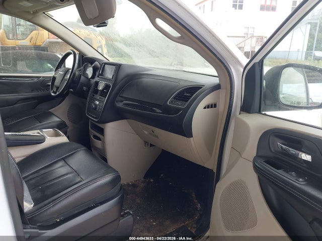 Продажа на аукционе авто 2016 Chrysler Town & Country Touring, vin: 2C4RC1BG2GR157804, номер лота: 44943633