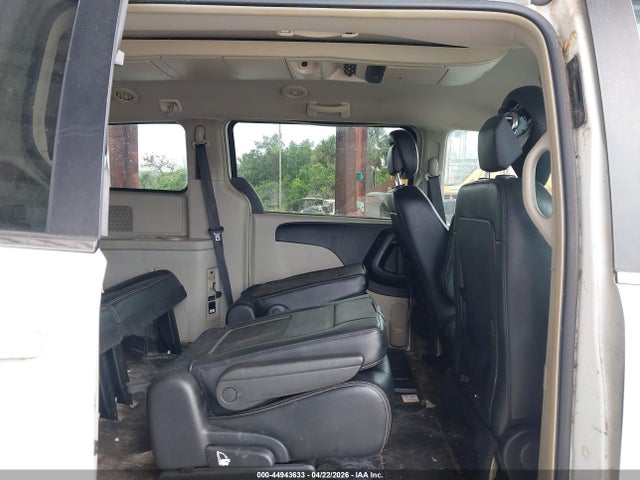 Продажа на аукционе авто 2016 Chrysler Town & Country Touring, vin: 2C4RC1BG2GR157804, номер лота: 44943633