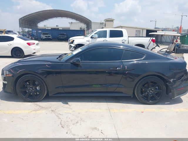 1FA6P8CF1J5144719 Ford Mustang Gt Premium