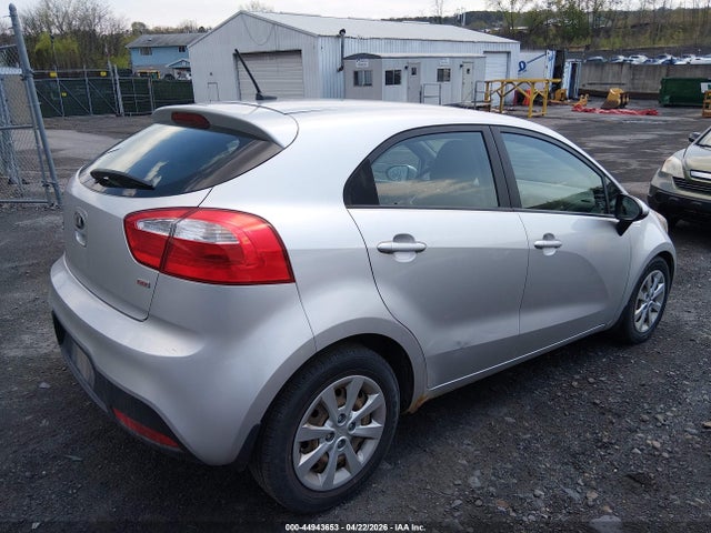 2014 Kia Rio Lx მანქანა იყიდება აუქციონზე, vin: KNADM5A35E6381986, აუქციონის ნომერი: 44943653
