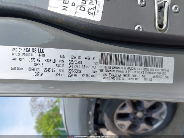 3C4NJCCB9KT769281 Jeep Compass Limited Fwd