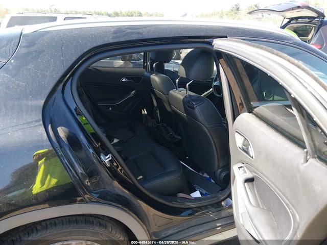 WDCTG4GB7GJ248218 Mercedes-Benz Gla 250 4matic