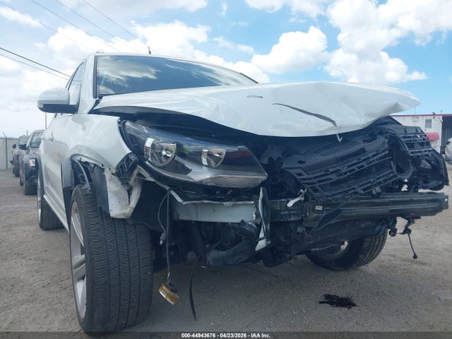 Aukcja sprzedaży 2016 Volkswagen Tiguan R-line, vin: WVGAV7AX3GW503261, numer aukcji: 44943676