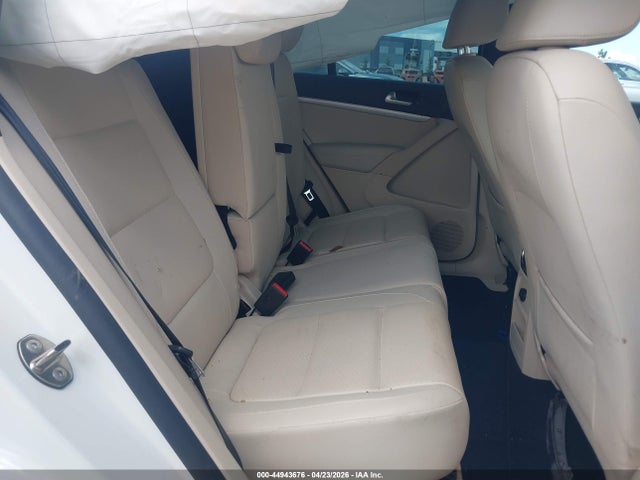 Aukcja sprzedaży 2016 Volkswagen Tiguan R-line, vin: WVGAV7AX3GW503261, numer aukcji: 44943676