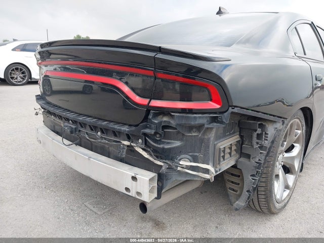 Продажа на аукционе авто 2015 Dodge Charger Sxt, vin: 2C3CDXHG0FH902555, номер лота: 44943683