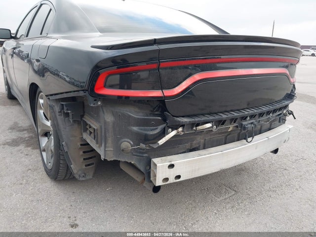 Продажа на аукционе авто 2015 Dodge Charger Sxt, vin: 2C3CDXHG0FH902555, номер лота: 44943683