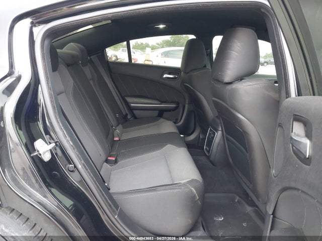 Продажа на аукционе авто 2015 Dodge Charger Sxt, vin: 2C3CDXHG0FH902555, номер лота: 44943683