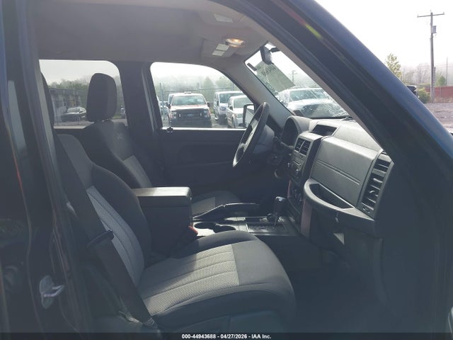 44943688 :رقم المزاد ، 1J8GN28K09W514628 vin ، 2009 Jeep Liberty Sport مزاد بيع