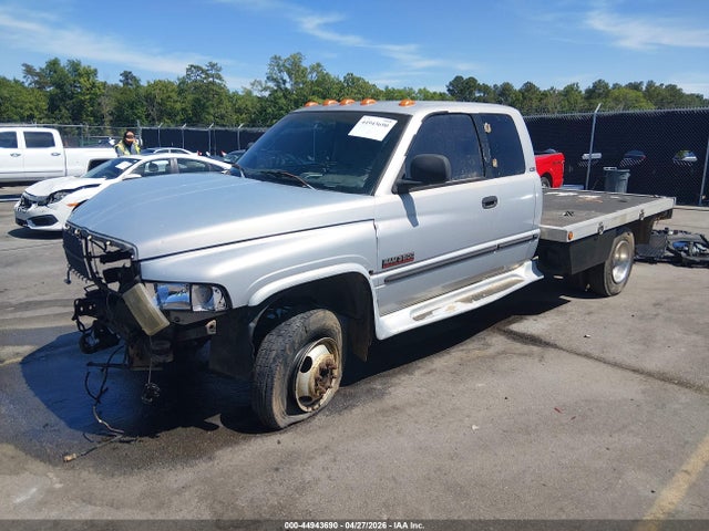 Продажа на аукционе авто 1999 Dodge Ram 3500 St, vin: 1B7MF3365XJ530003, номер лота: 44943690
