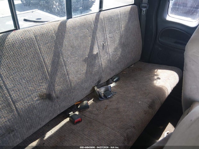 Продажа на аукционе авто 1999 Dodge Ram 3500 St, vin: 1B7MF3365XJ530003, номер лота: 44943690