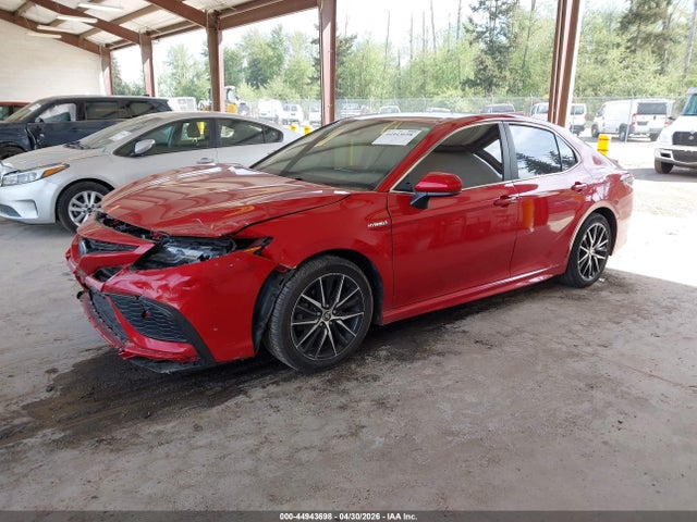 2021 Toyota Camry Se Hybrid მანქანა იყიდება აუქციონზე, vin: 4T1G31AK1MU023888, აუქციონის ნომერი: 44943698